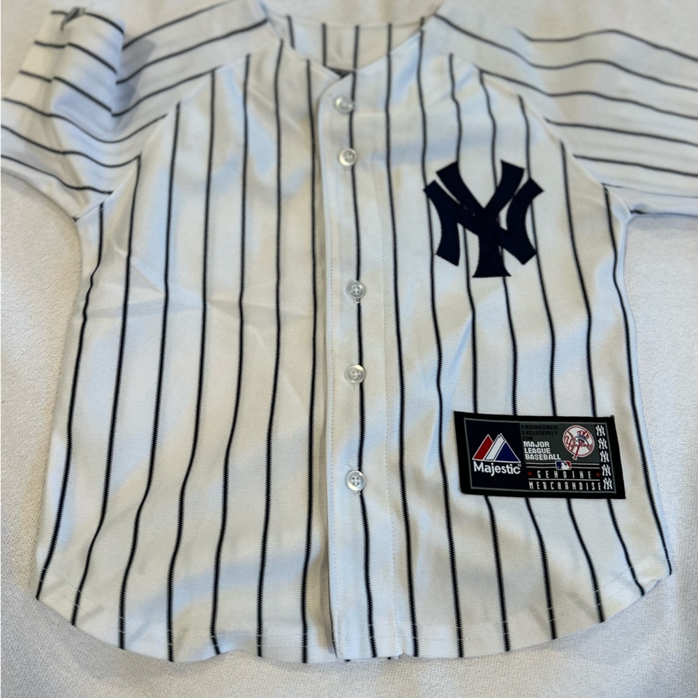 NY Yankees youth jersey